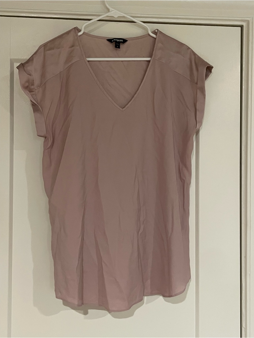 Express Blush V-Neck Cap Sleeve Blouse